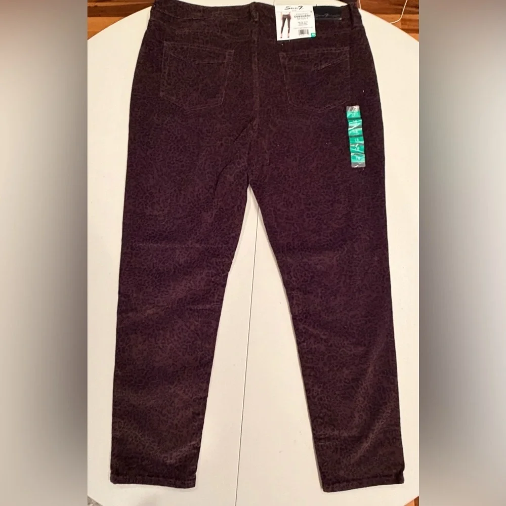 Seven7 | ladies leopard high rise skinny corduroy pants. Size: 18